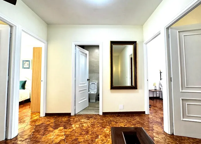 Porta Cacheiras * Villanueva De Arosa