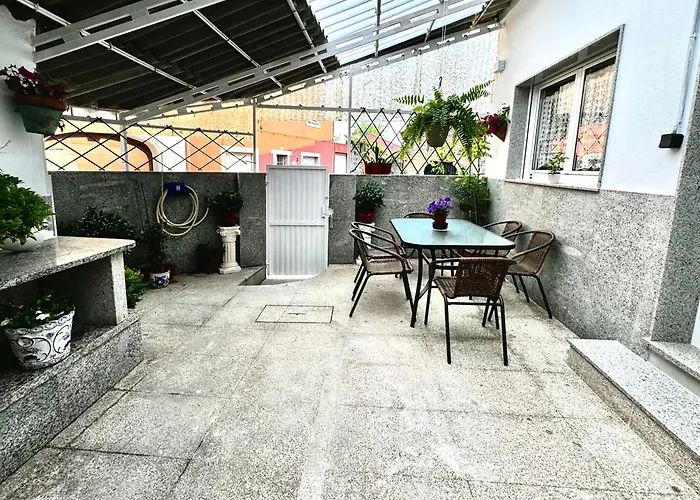 Porta Cacheiras Villanueva De Arosa